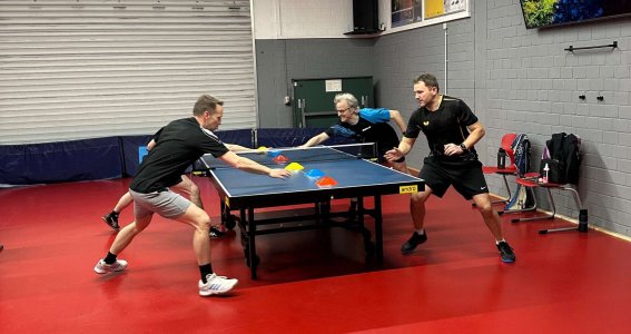 Individueller Tischtenniskurs: 1:2 & 1:3 Training | Erwachsene | Lind