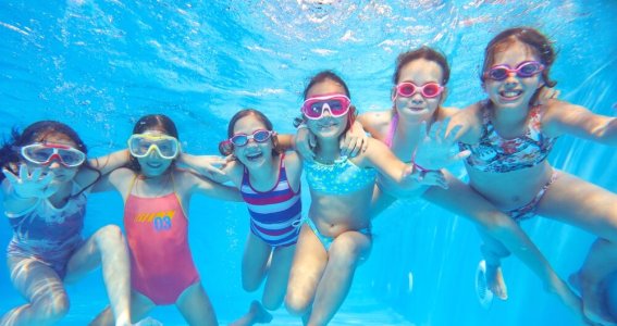 Sommerferien Schwimmkurs: Level 2 Stabilisierung | 4  - 12 Jahre | Au-Haidhausen