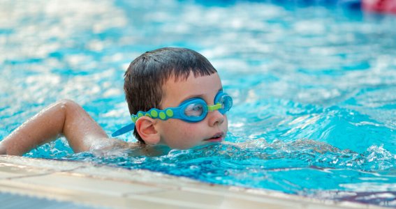 Sommerferien Schwimmkurs: Level 5 Technik | 4  - 12 Jahre | Au-Haidhausen