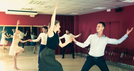 Workshop: Collegiate Shag Beginner | Erwachsene | Innenstadt