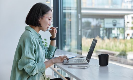 Künstliche Intelligenz im Büro nutzen | Erwachsene | Online Künstliche Intelligenz im Büro nutzen | Erwachsene | Online