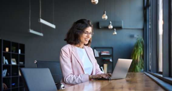 Künstliche Intelligenz: Erste Schritte mit ChatGPT | Erwachsene | Online