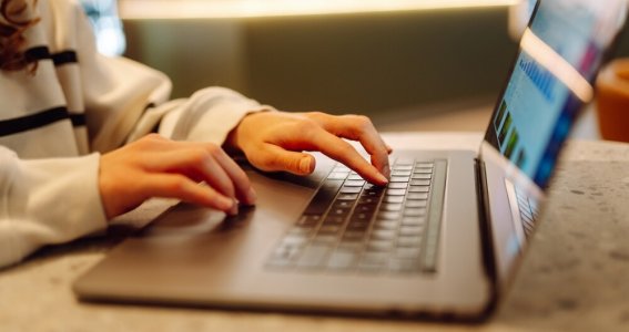 Künstliche Intelligenz im Marketing | Erwachsene | Online