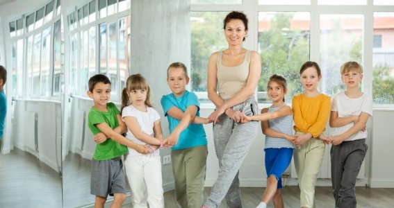Tanzkurs: Greek Dance | 6  - 9 Jahre | Neuhausen-Nymphenburg