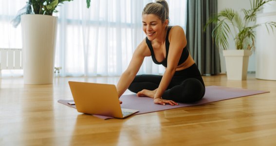 Yoga für Rücken, Nacken, Schulter | Erwachsene | Online