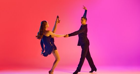 Tanzkurs: Salsa Choreo | Erwachsene | Centrum