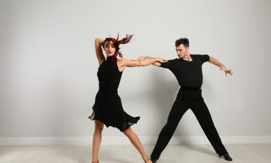 Tanz-Workshop: Cuban Salsa Lady Style | Erwachsene | Centrum