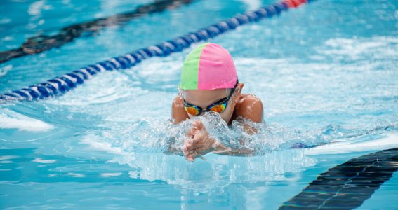 Ferien-Schwimmkurse Kinder Fortgeschrittene | 5  - 10 Jahre | Westenviertel