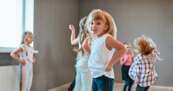 Tanzkurs: Eltern Kind Tanz | 1.5  - 4 Jahre | Gerresheim