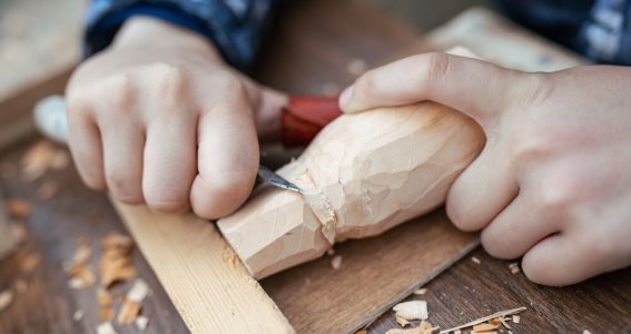 Herbstferien: Waldschnitzwerkstatt | 6  - 12 Jahre | Oberdollendorf