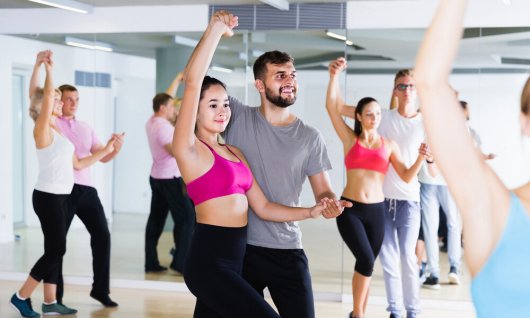 Tanzkurs: T - Salsa Beginner | Erwachsene | Ludwigsvorstadt-Isarvorstadt Tanzkurs: T - Salsa Beginner | Erwachsene | Ludwigsvorstadt-Isarvorstadt