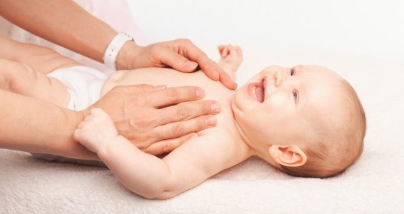 Babymassage: Harmonische Babymassage | 6 Monate - 1 Jahr | Dachau