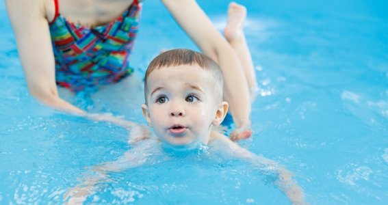 Schwimmkurs: Kleinkindschwimmen | 2  - 3 Jahre | Atter