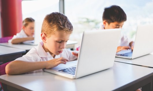 Workshop : Chatbots & clevere Prompts | 8  - 12 Jahre | München