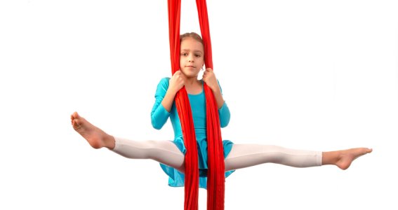 Herbstferienkurs Luft & Bodenakrobatik für Kinder | 6  - 10 Jahre | Obergiesing