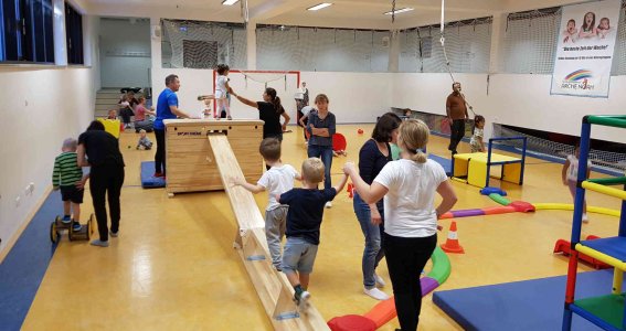 Spieleparcours | 2  - 4 Jahre | Moosach Spieleparcours | 2  - 4 Jahre | Moosach