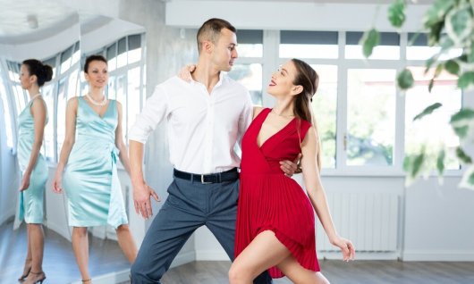 Tanzkurs: Bachata Improver 3 | Erwachsene | Berg am Laim Tanzkurs: Bachata Improver 3 | Erwachsene | Berg am Laim