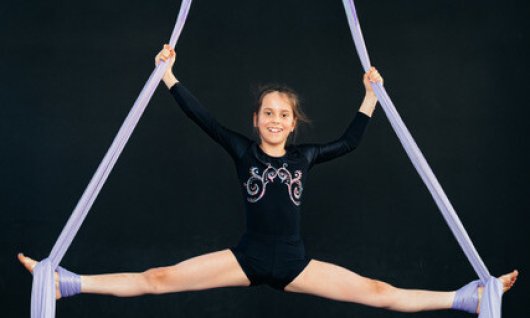 Herbstferienkurs: Akrobatik für Kinder & Jugendlic | 10  - 16 Jahre | Obergiesing