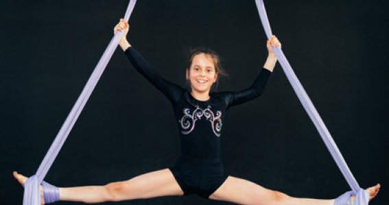 Herbstferienkurs: Akrobatik für Kinder & Jugendlic | 10  - 16 Jahre | Obergiesing Herbstferienkurs: Akrobatik für Kinder & Jugendlic | 10  - 16 Jahre | Obergiesing