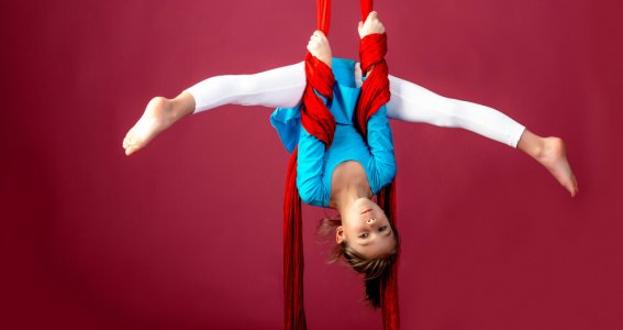 Herbstferienkurs: Akrobatik für Kinder & Jugendlic | 10  - 16 Jahre | Schwabing-Freimann Herbstferienkurs: Akrobatik für Kinder & Jugendlic | 10  - 16 Jahre | Schwabing-Freimann