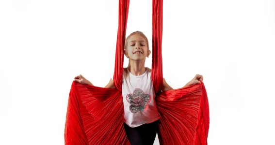 Probestunde: Vertikaltuch | 5  - 9 Jahre | Schwabing-Freimann