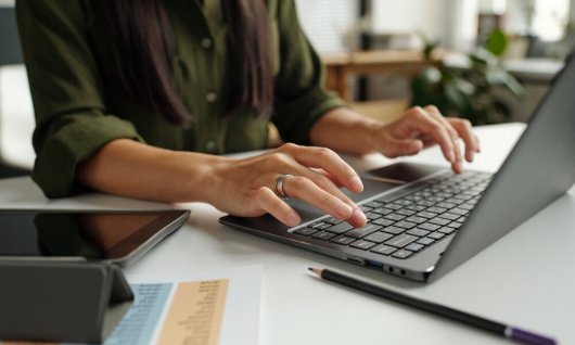 Canva für Einsteiger – kreativ online gestalten | Erwachsene | Online